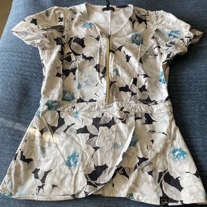 Jaanuu peplum scrub top